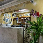 Hotel Mignon