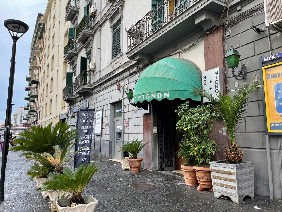 Mignon * Naples